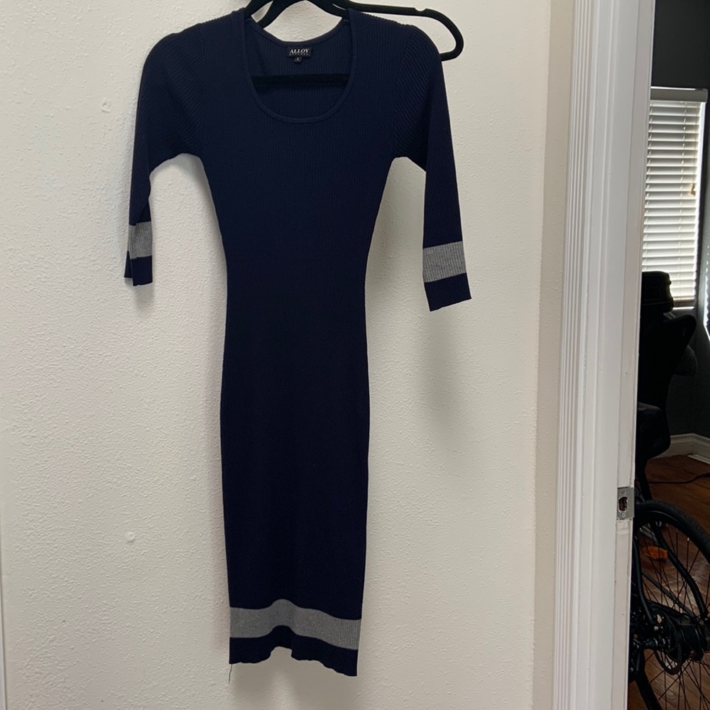 Ribbed midi dress